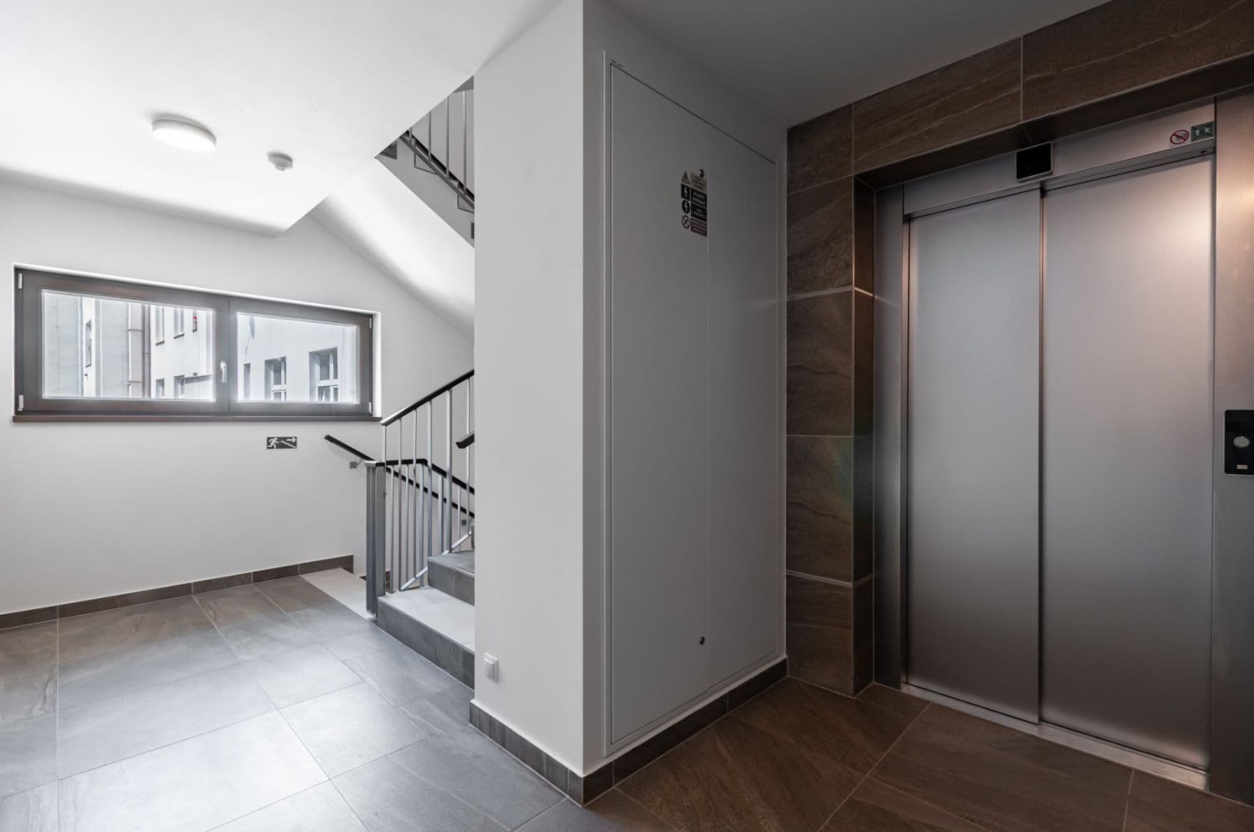 Pronájem bytu 1+kk 28 m², Bassova, Praha, Praha Pronájem bytu 1+kk 28 m², Bassova, Praha, Praha