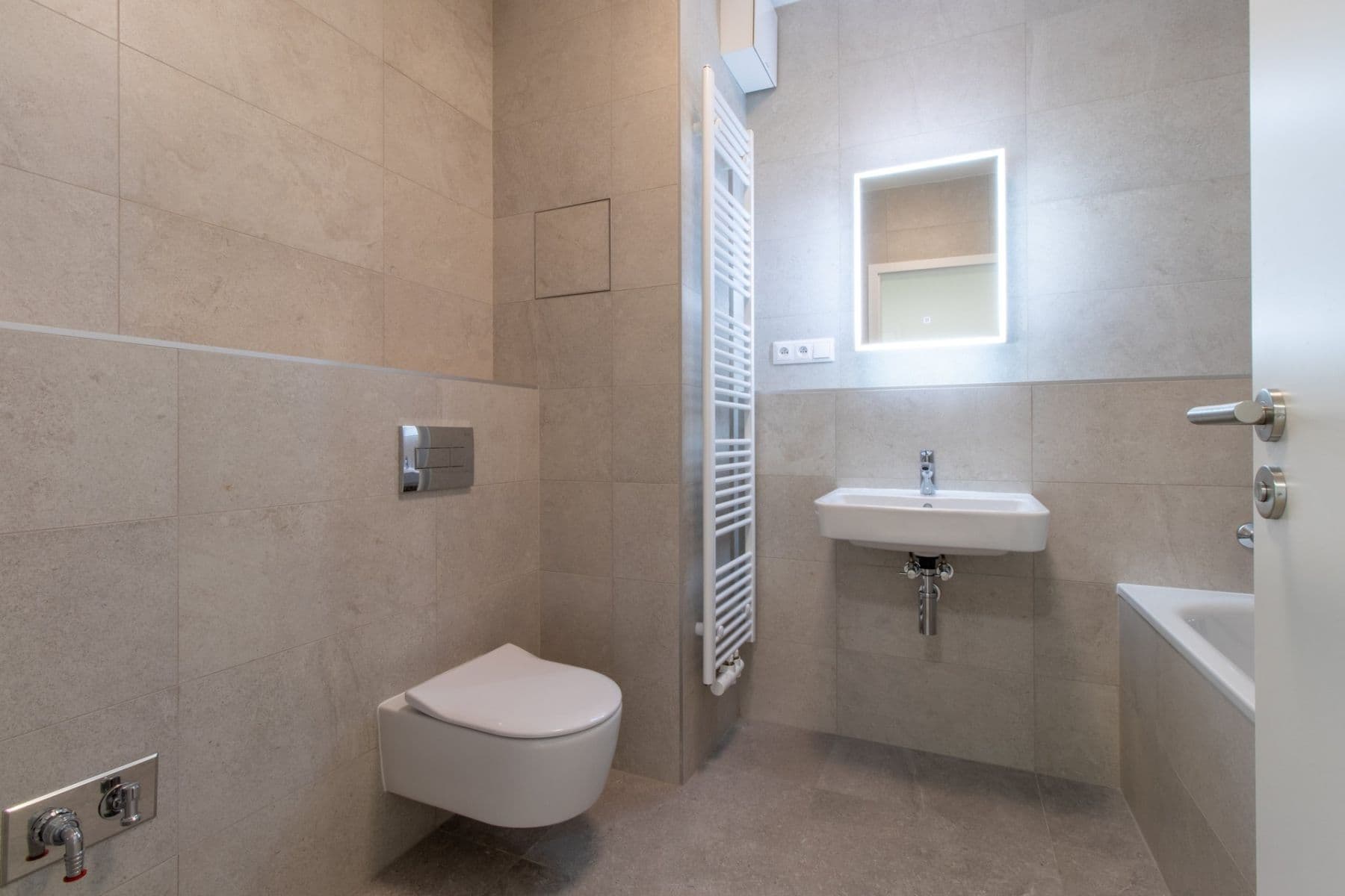 Pronájem bytu 2+kk 50 m², Divíškové, Praha, Praha Pronájem bytu 2+kk 50 m², Divíškové, Praha, Praha