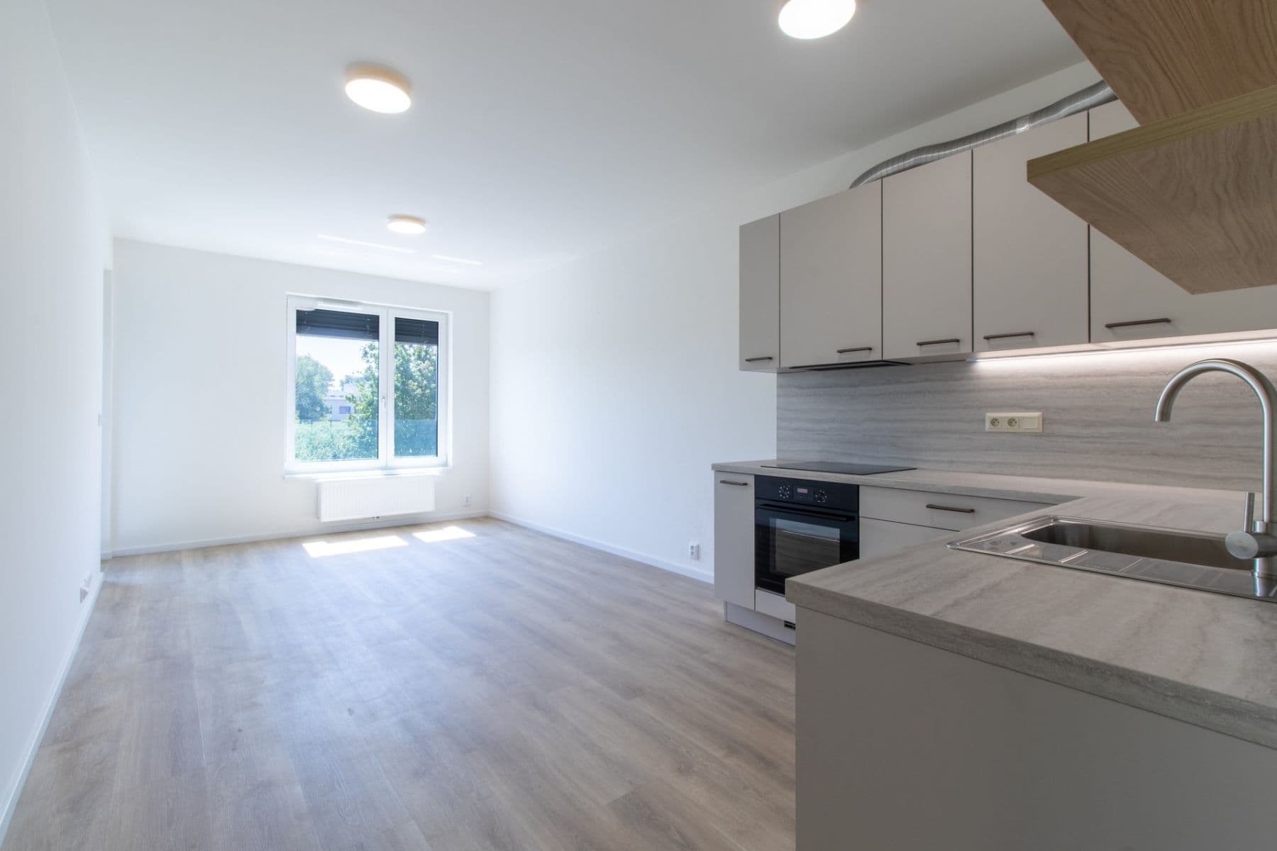 Pronájem bytu 2+kk 50 m², Divíškové, Praha, Praha Pronájem bytu 2+kk 50 m², Divíškové, Praha, Praha