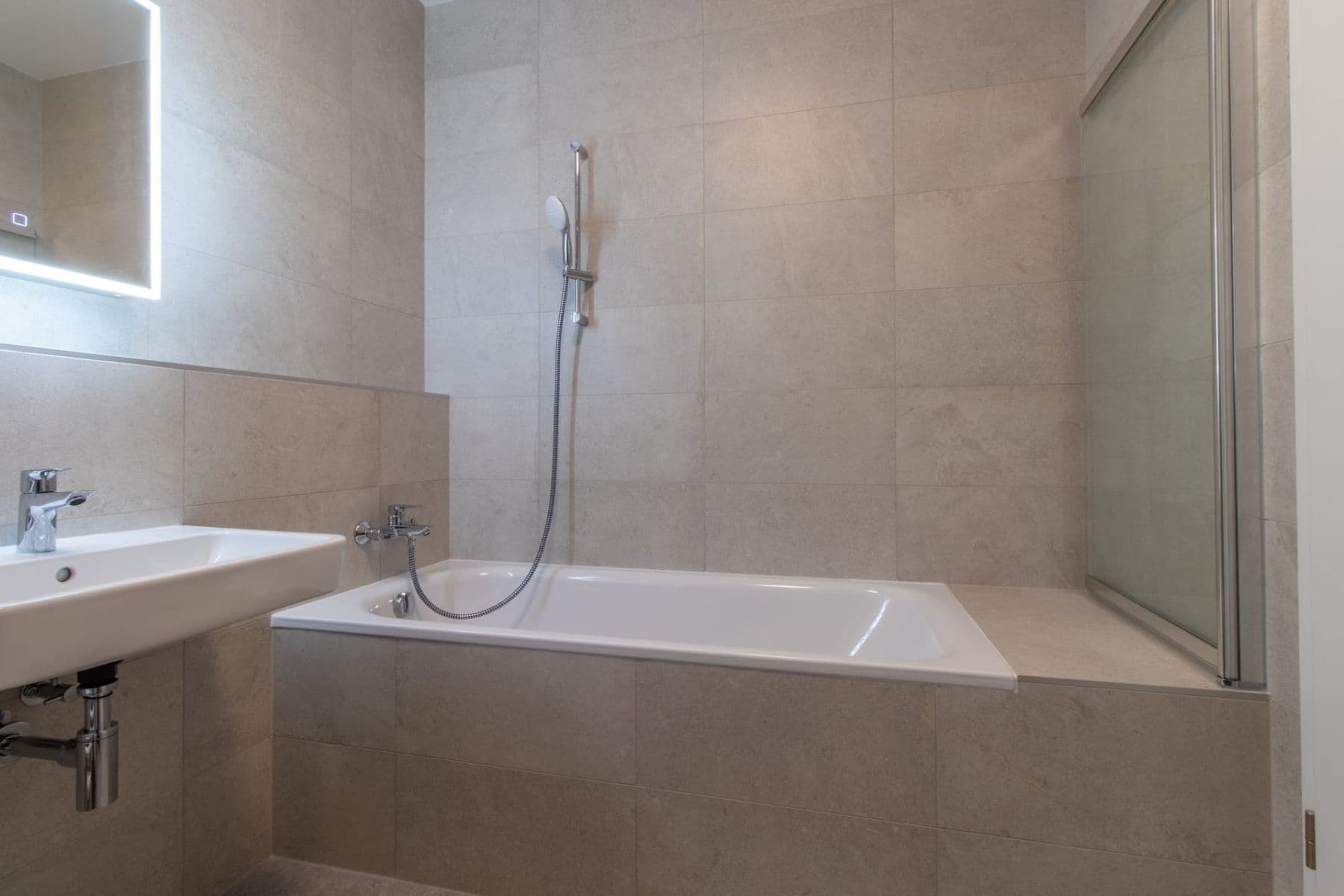 Pronájem bytu 2+kk 50 m², Divíškové, Praha, Praha Pronájem bytu 2+kk 50 m², Divíškové, Praha, Praha