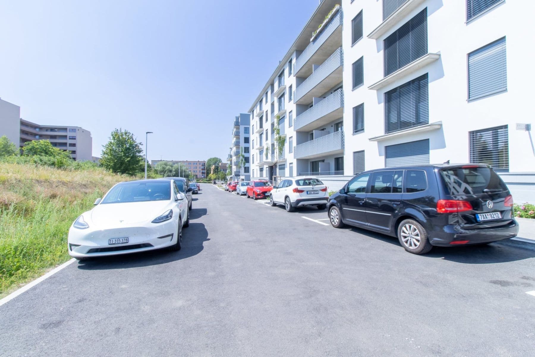 Pronájem bytu 2+kk 50 m², Divíškové, Praha, Praha Pronájem bytu 2+kk 50 m², Divíškové, Praha, Praha