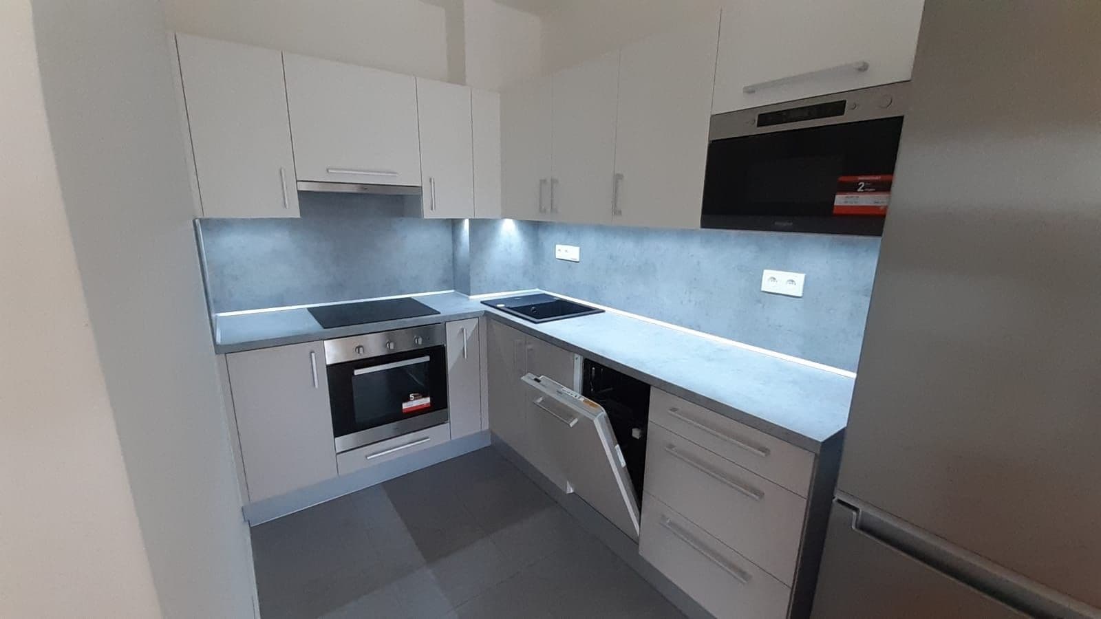 Prodej bytu 2+kk 42 m², Na Radouči, Mladá Boleslav, Středočeský kraj Prodej bytu 2+kk 42 m², Na Radouči, Mladá Boleslav, Středočeský kraj