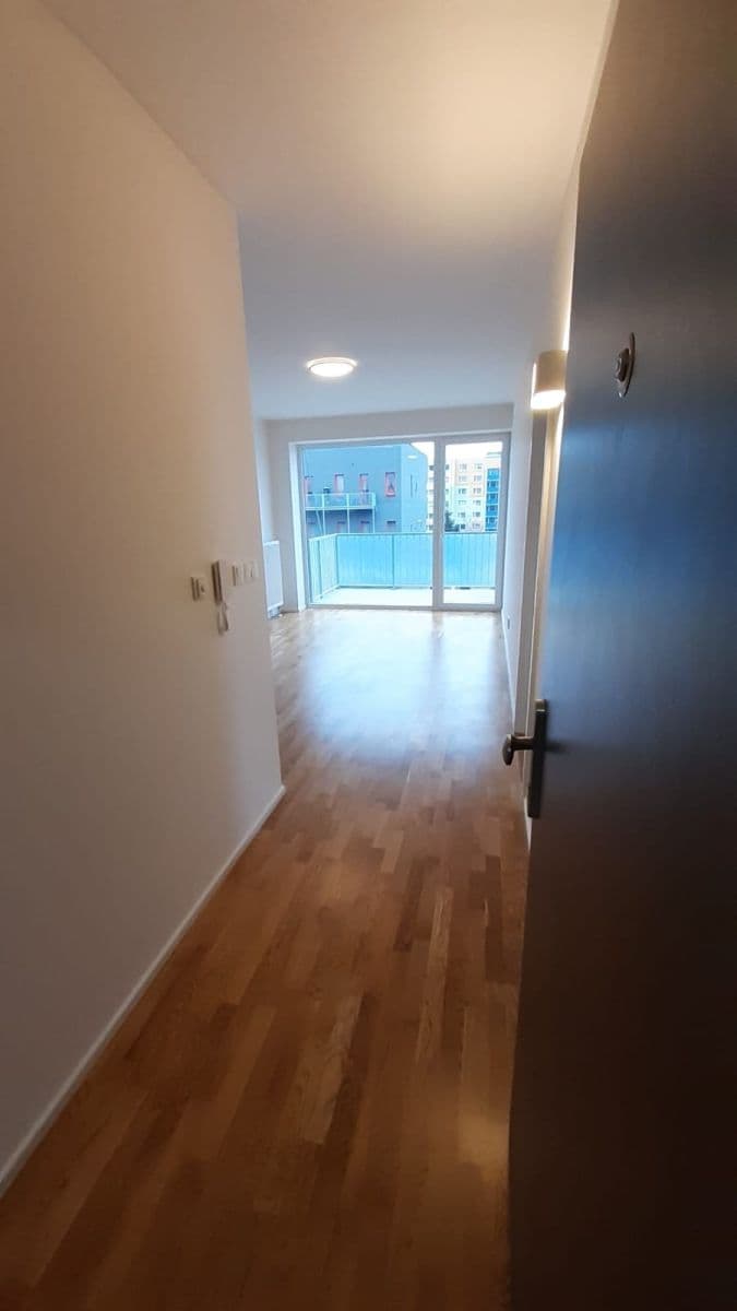 Prodej bytu 2+kk 42 m², Na Radouči, Mladá Boleslav, Středočeský kraj Prodej bytu 2+kk 42 m², Na Radouči, Mladá Boleslav, Středočeský kraj