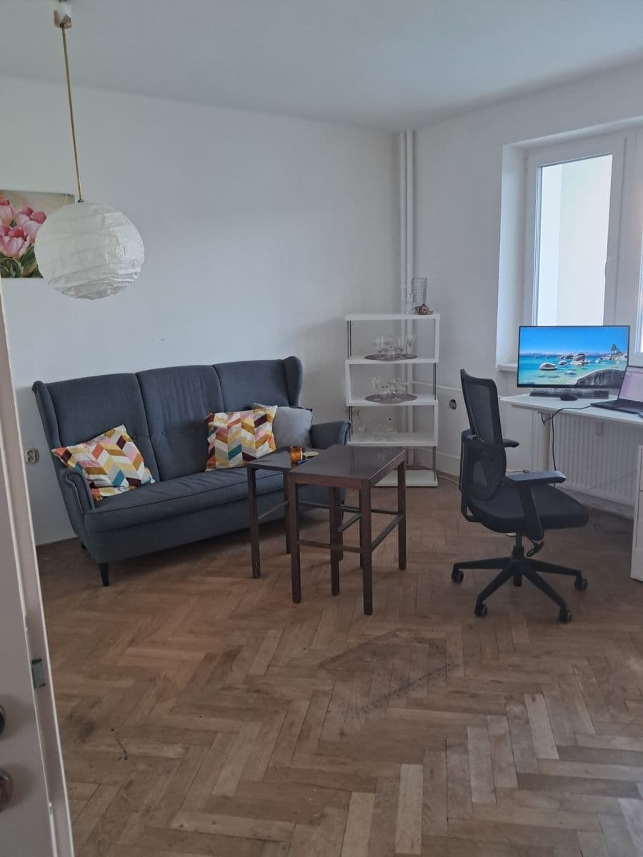 Pronájem bytu 2+1 57 m², Měchenická, Praha, Praha Pronájem bytu 2+1 57 m², Měchenická, Praha, Praha