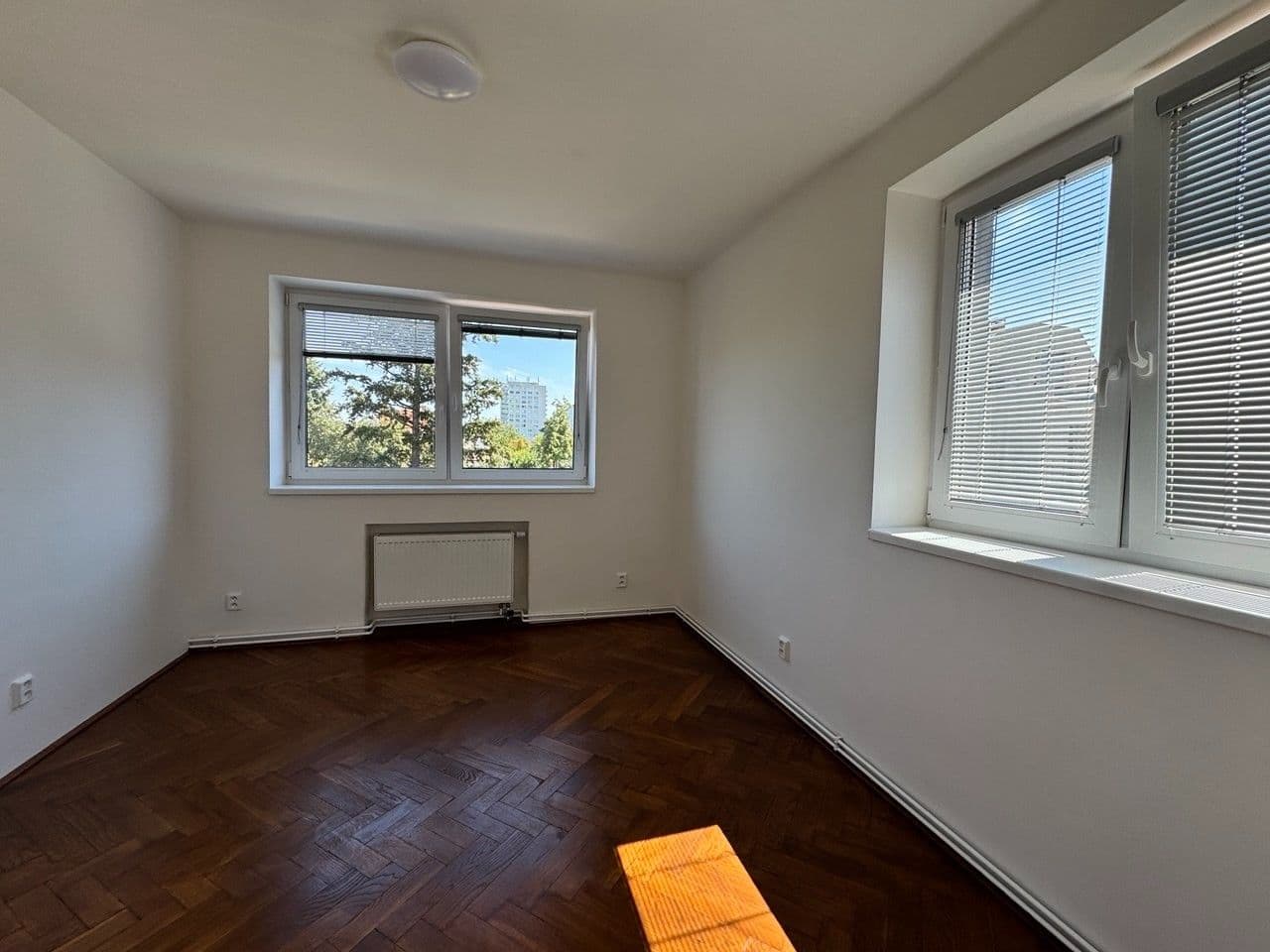 Pronájem bytu 2+kk 35 m², Pivoňková, Praha, Praha Pronájem bytu 2+kk 35 m², Pivoňková, Praha, Praha