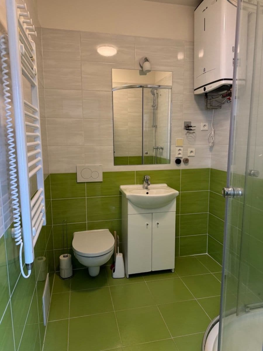 Pronájem bytu 2+kk 35 m², Pivoňková, Praha, Praha Pronájem bytu 2+kk 35 m², Pivoňková, Praha, Praha