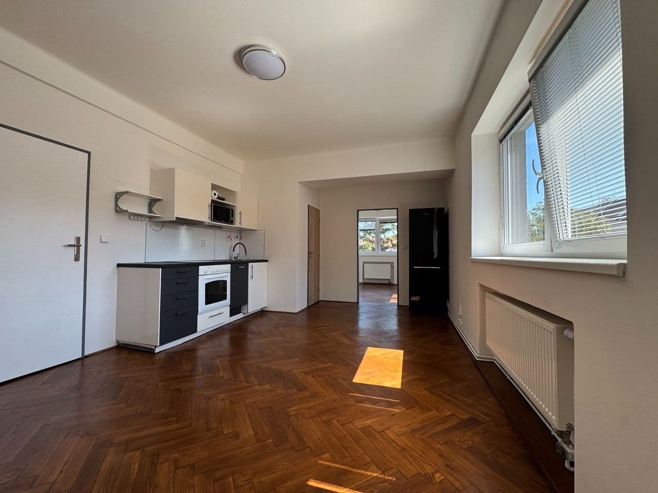 Pronájem bytu 2+kk 35 m², Pivoňková, Praha, Praha Pronájem bytu 2+kk 35 m², Pivoňková, Praha, Praha