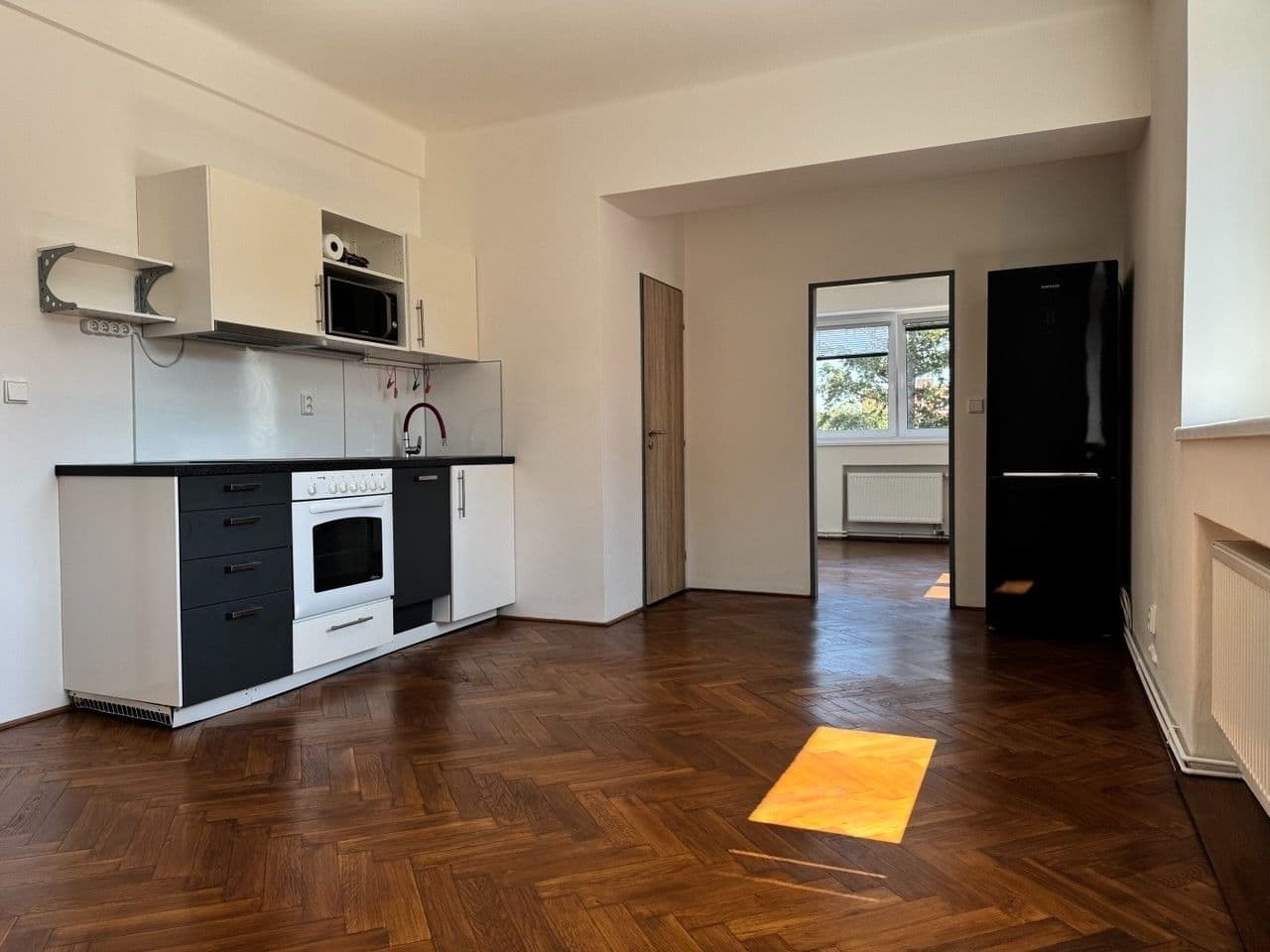 Pronájem bytu 2+kk 35 m², Pivoňková, Praha, Praha Pronájem bytu 2+kk 35 m², Pivoňková, Praha, Praha