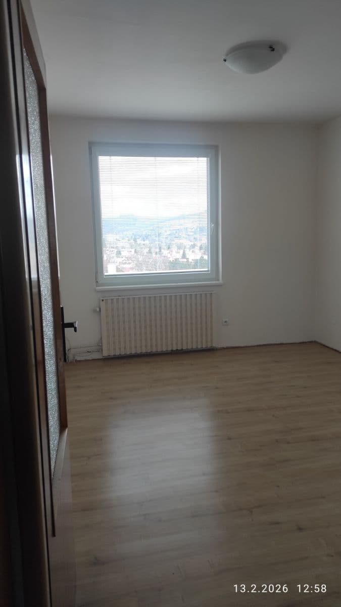 Pronájem bytu 3+1 100 m², Nivy II, Zlín, Zlínský kraj Pronájem bytu 3+1 100 m², Nivy II, Zlín, Zlínský kraj