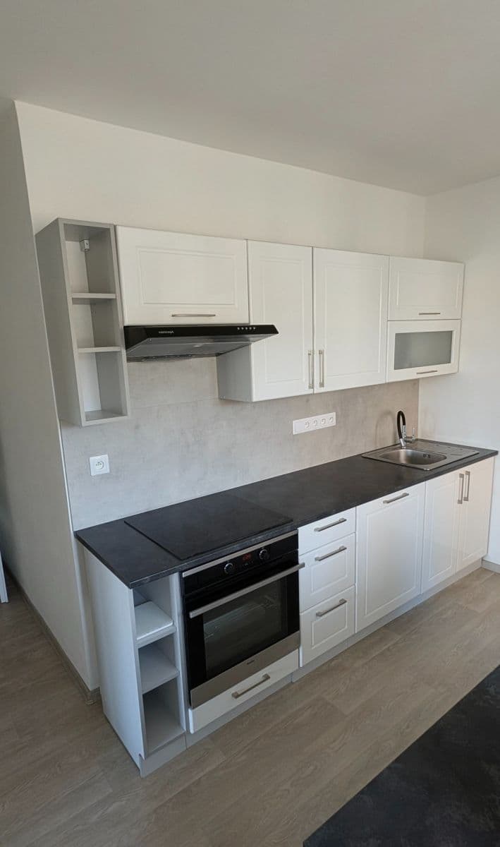 Pronájem bytu 2+1 56 m², Čechovská, Příbram, Středočeský kraj Pronájem bytu 2+1 56 m², Čechovská, Příbram, Středočeský kraj