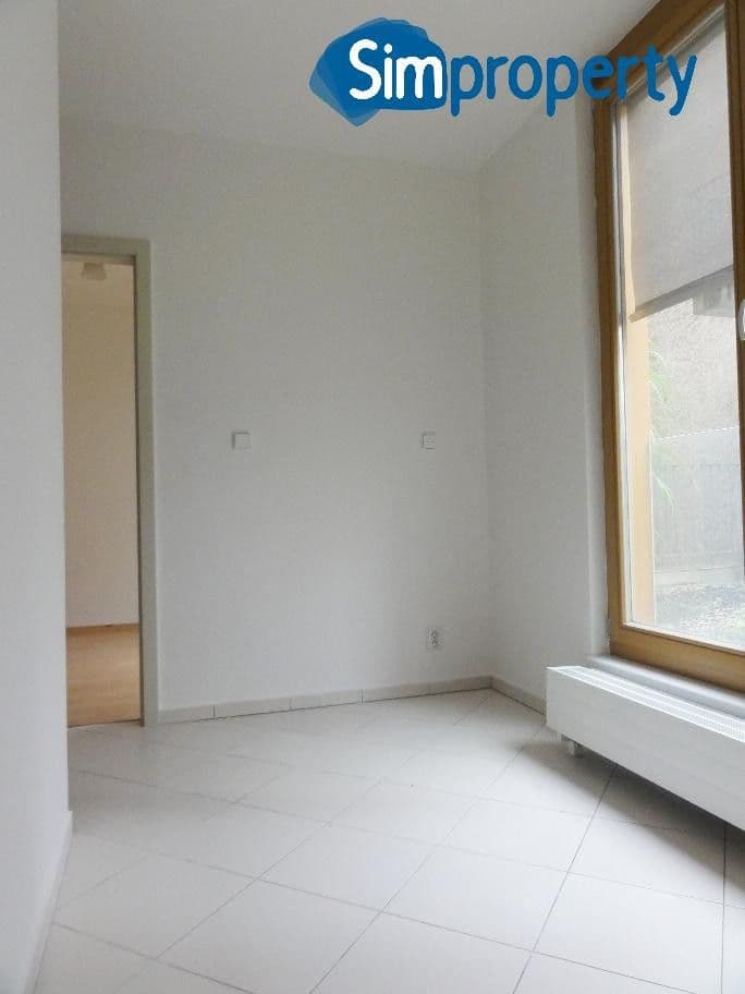 Pronájem bytu 3+1 69 m², Štítného, Praha, Praha Pronájem bytu 3+1 69 m², Štítného, Praha, Praha