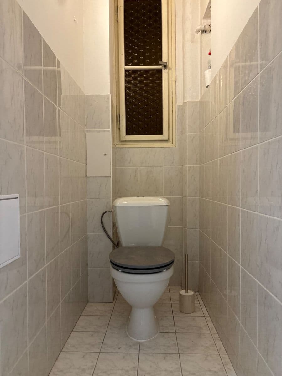 Pronájem bytu 1+kk 26 m², Kouřimská, Praha, Praha Pronájem bytu 1+kk 26 m², Kouřimská, Praha, Praha