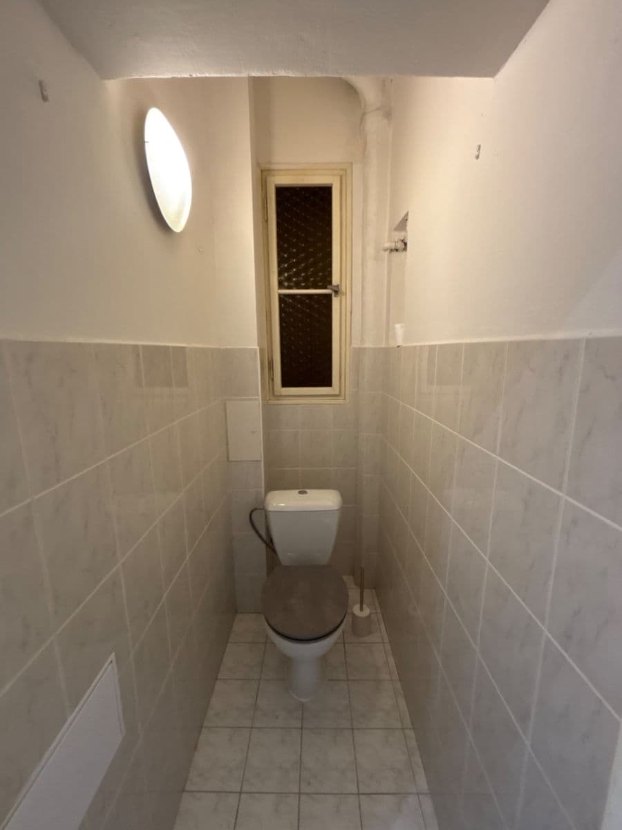 Pronájem bytu 1+kk 26 m², Kouřimská, Praha, Praha Pronájem bytu 1+kk 26 m², Kouřimská, Praha, Praha