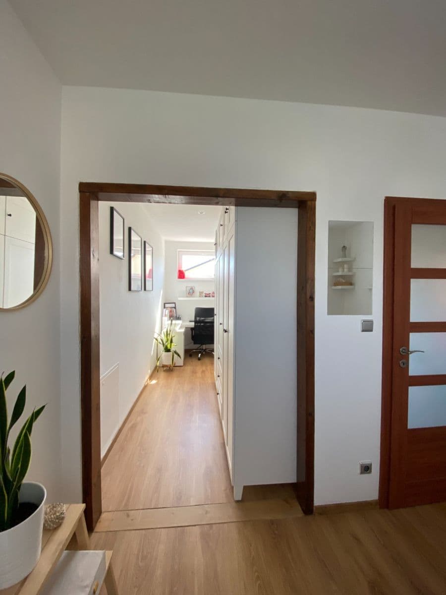 Prodej domu 152 m², pozemek 263 m², Družstevní, Nehvizdy, Středočeský kraj Prodej domu 152 m², pozemek 263 m², Družstevní, Nehvizdy, Středočeský kraj