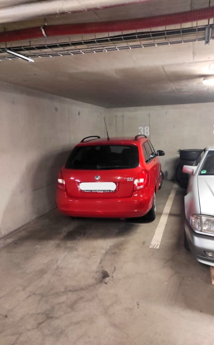 Prodej garáže 12 m², Praha, Praha Prodej garáže 12 m², Praha, Praha