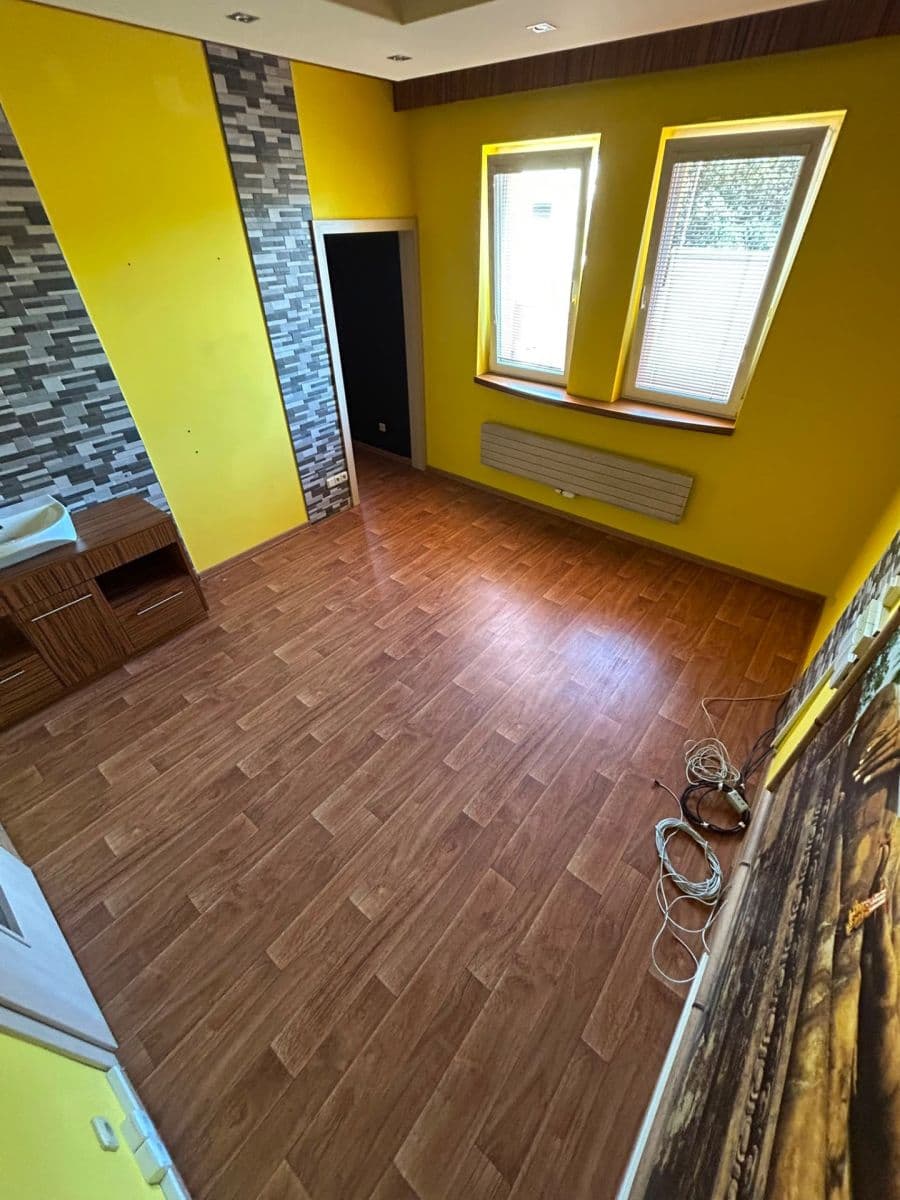 Pronájem nebytového prostoru 200 m², Náchodská, Dolní Radechová, Královéhradecký kraj Pronájem nebytového prostoru 200 m², Náchodská, Dolní Radechová, Královéhradecký kraj