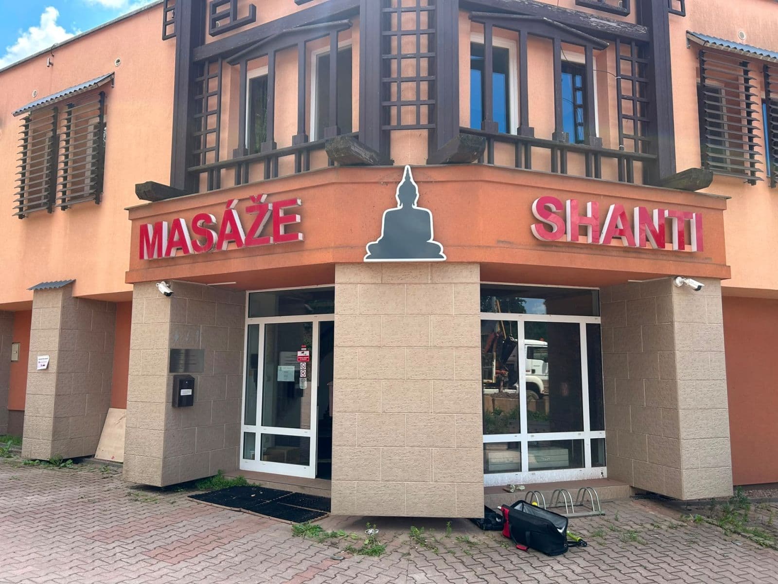 Pronájem nebytového prostoru 200 m², Náchodská, Dolní Radechová, Královéhradecký kraj Pronájem nebytového prostoru 200 m², Náchodská, Dolní Radechová, Královéhradecký kraj