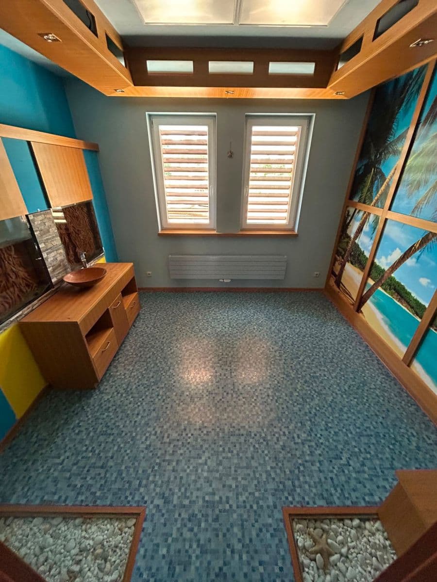 Pronájem nebytového prostoru 200 m², Náchodská, Dolní Radechová, Královéhradecký kraj Pronájem nebytového prostoru 200 m², Náchodská, Dolní Radechová, Královéhradecký kraj