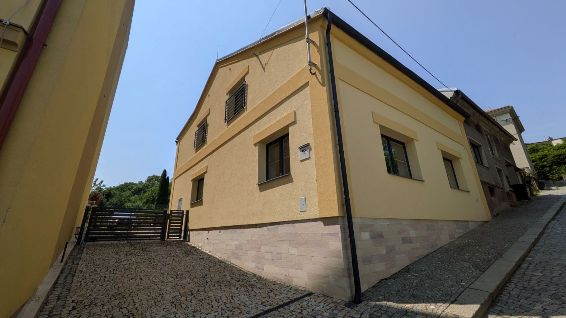 Pronájem bytu 3+kk 85 m², Na Letné, Náchod, Královéhradecký kraj Pronájem bytu 3+kk 85 m², Na Letné, Náchod, Královéhradecký kraj