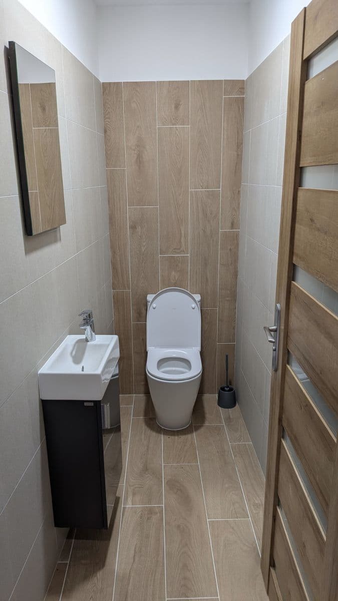 Pronájem bytu 3+kk 85 m², Na Letné, Náchod, Královéhradecký kraj Pronájem bytu 3+kk 85 m², Na Letné, Náchod, Královéhradecký kraj
