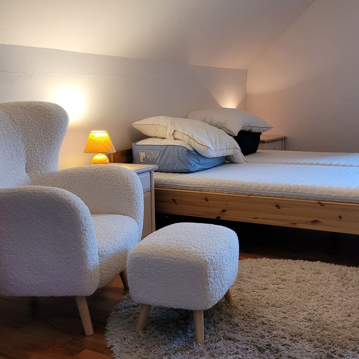 Pronájem domu 260 m², pozemek 3.000 m², Velký Šenov, Ústecký kraj Pronájem domu 260 m², pozemek 3.000 m², Velký Šenov, Ústecký kraj