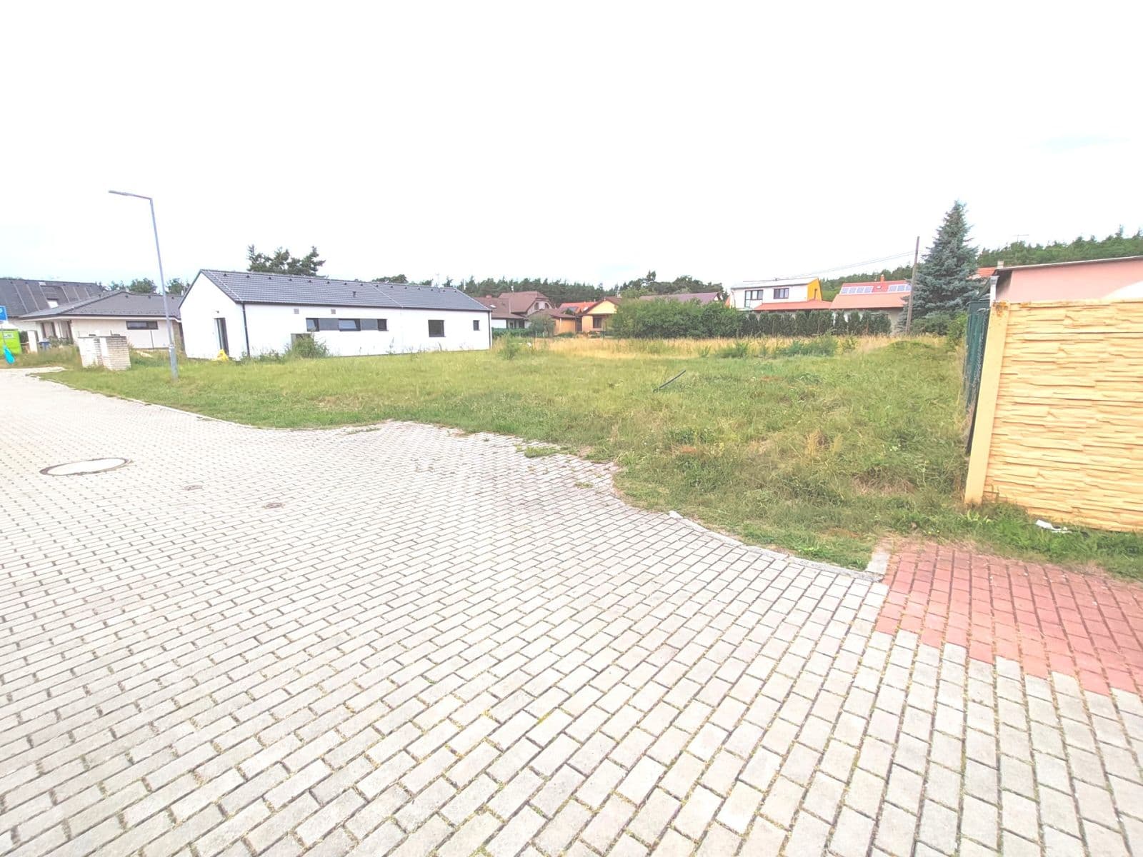 Prodej pozemku 996 m², V Průhonu, Zvěřínek, Středočeský kraj Prodej pozemku 996 m², V Průhonu, Zvěřínek, Středočeský kraj
