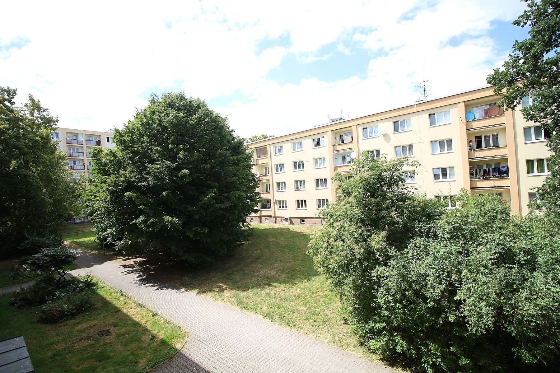 Pronájem bytu 2+kk 73 m², Vitry, Kladno, Středočeský kraj Pronájem bytu 2+kk 73 m², Vitry, Kladno, Středočeský kraj