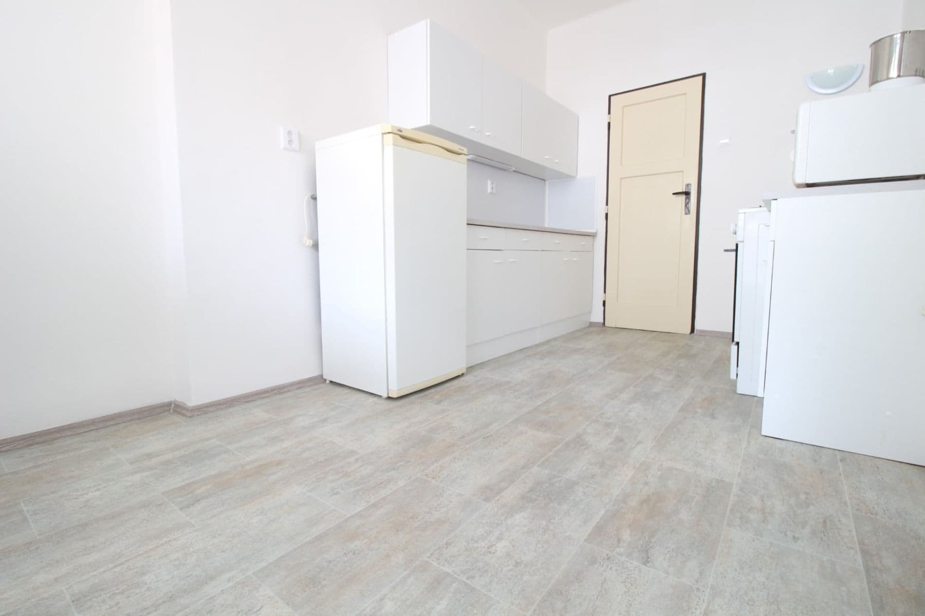 Pronájem bytu 2+1 50 m², Mládeže, Praha, Praha Pronájem bytu 2+1 50 m², Mládeže, Praha, Praha