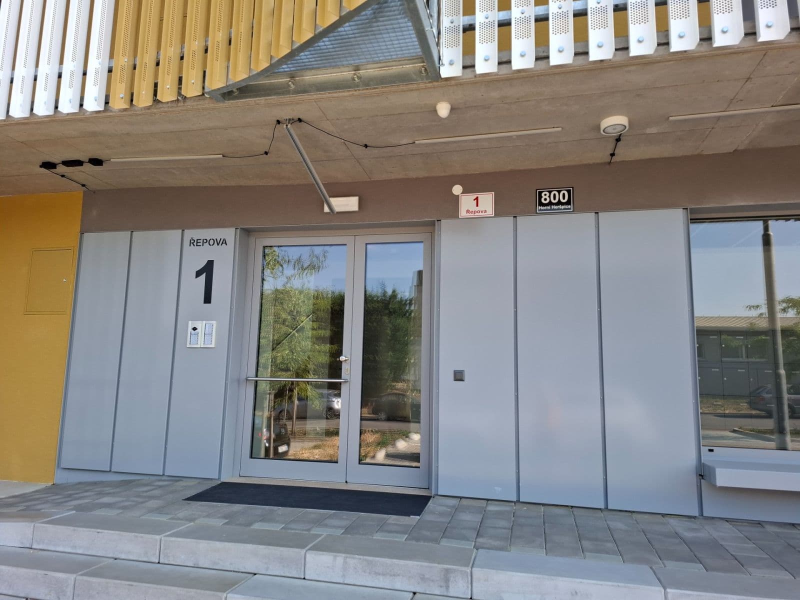 Pronájem bytu 1+kk 32 m², Řepova, Brno, Jihomoravský kraj Pronájem bytu 1+kk 32 m², Řepova, Brno, Jihomoravský kraj