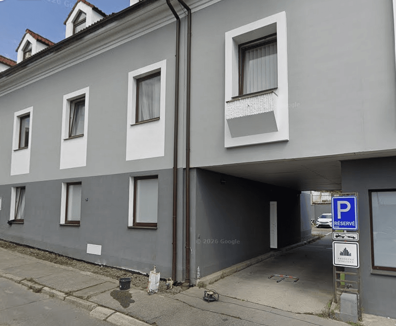 Pronájem garáže 12 m², Na Rozhraní, Praha, Praha Pronájem garáže 12 m², Na Rozhraní, Praha, Praha
