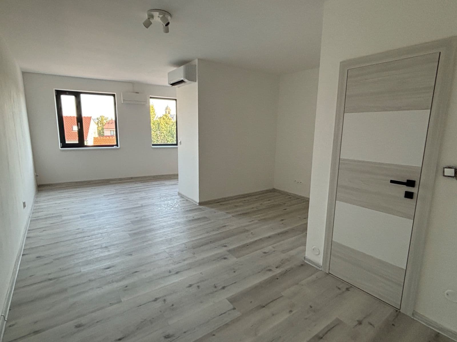 Pronájem bytu 1+kk 38 m², Táborská, Brno, Jihomoravský kraj Pronájem bytu 1+kk 38 m², Táborská, Brno, Jihomoravský kraj