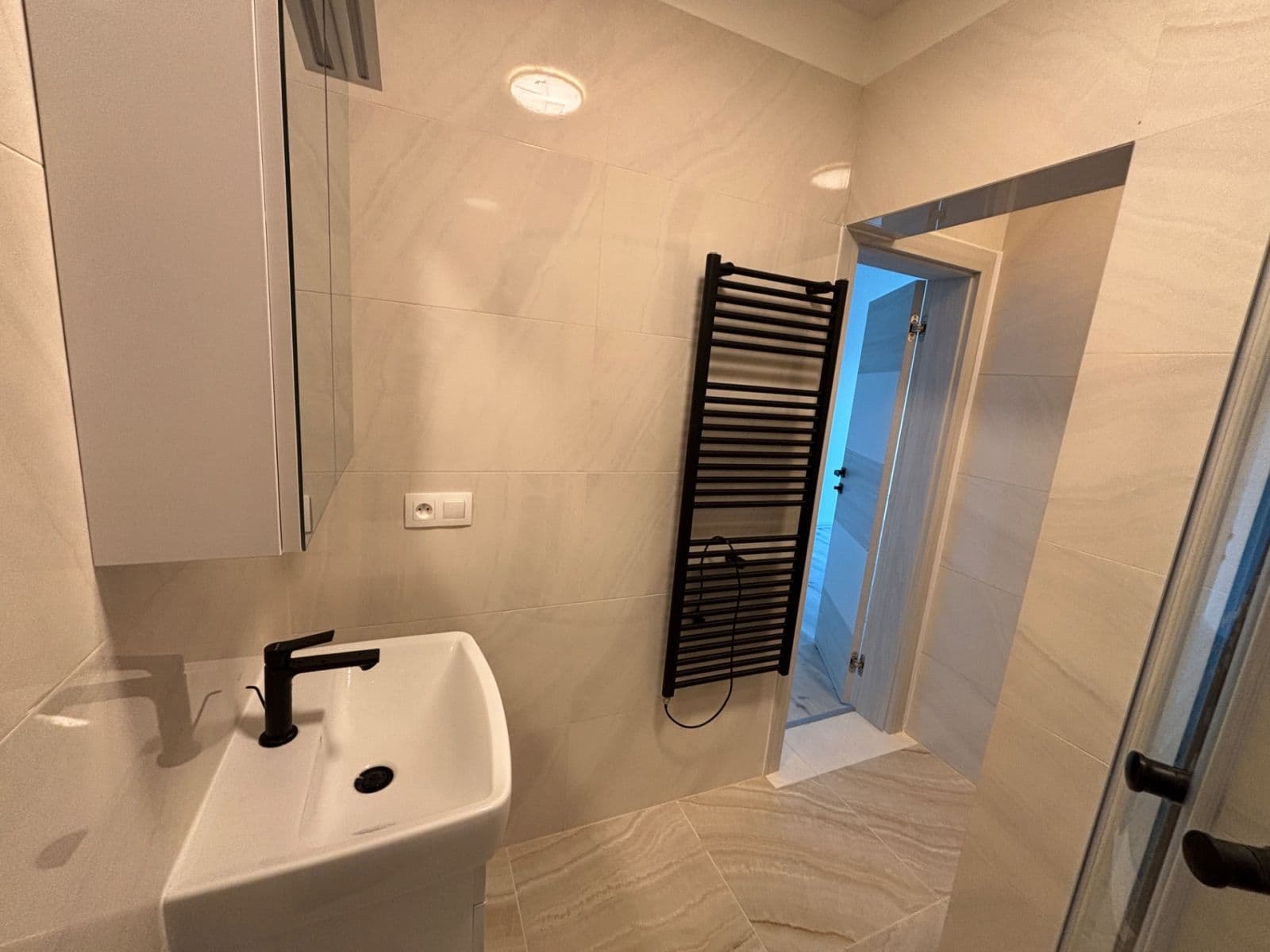 Pronájem bytu 1+kk 38 m², Táborská, Brno, Jihomoravský kraj Pronájem bytu 1+kk 38 m², Táborská, Brno, Jihomoravský kraj