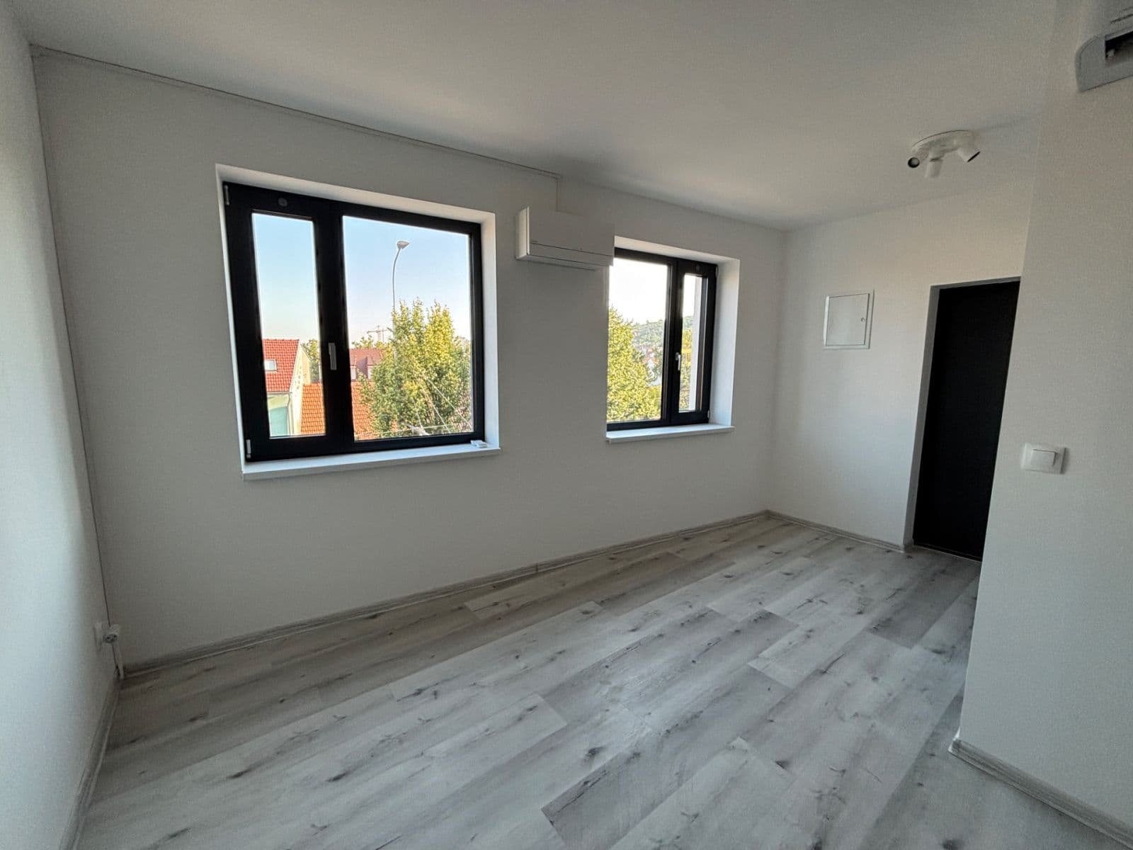 Pronájem bytu 1+kk 38 m², Táborská, Brno, Jihomoravský kraj Pronájem bytu 1+kk 38 m², Táborská, Brno, Jihomoravský kraj
