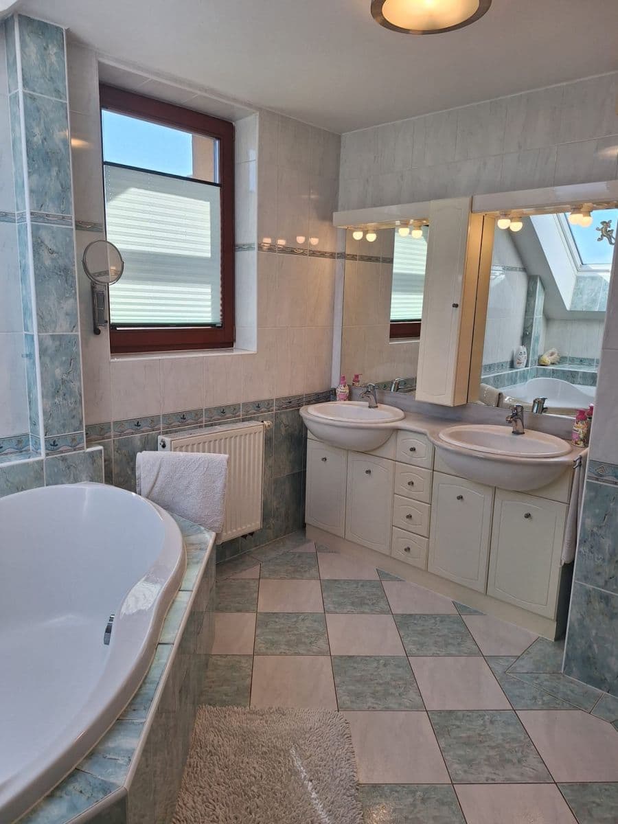 Prodej domu 160 m², pozemek 559 m², Dolní Cerekev, Kraj Vysočina Prodej domu 160 m², pozemek 559 m², Dolní Cerekev, Kraj Vysočina