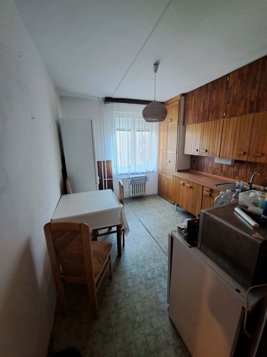 Pronájem bytu 3+1 96 m², Lipová alej, Písek, Jihočeský kraj Pronájem bytu 3+1 96 m², Lipová alej, Písek, Jihočeský kraj
