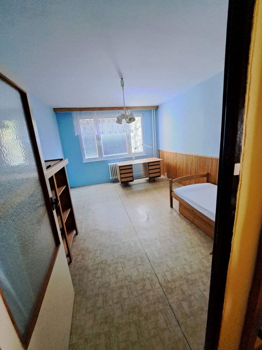 Pronájem bytu 3+1 96 m², Lipová alej, Písek, Jihočeský kraj Pronájem bytu 3+1 96 m², Lipová alej, Písek, Jihočeský kraj