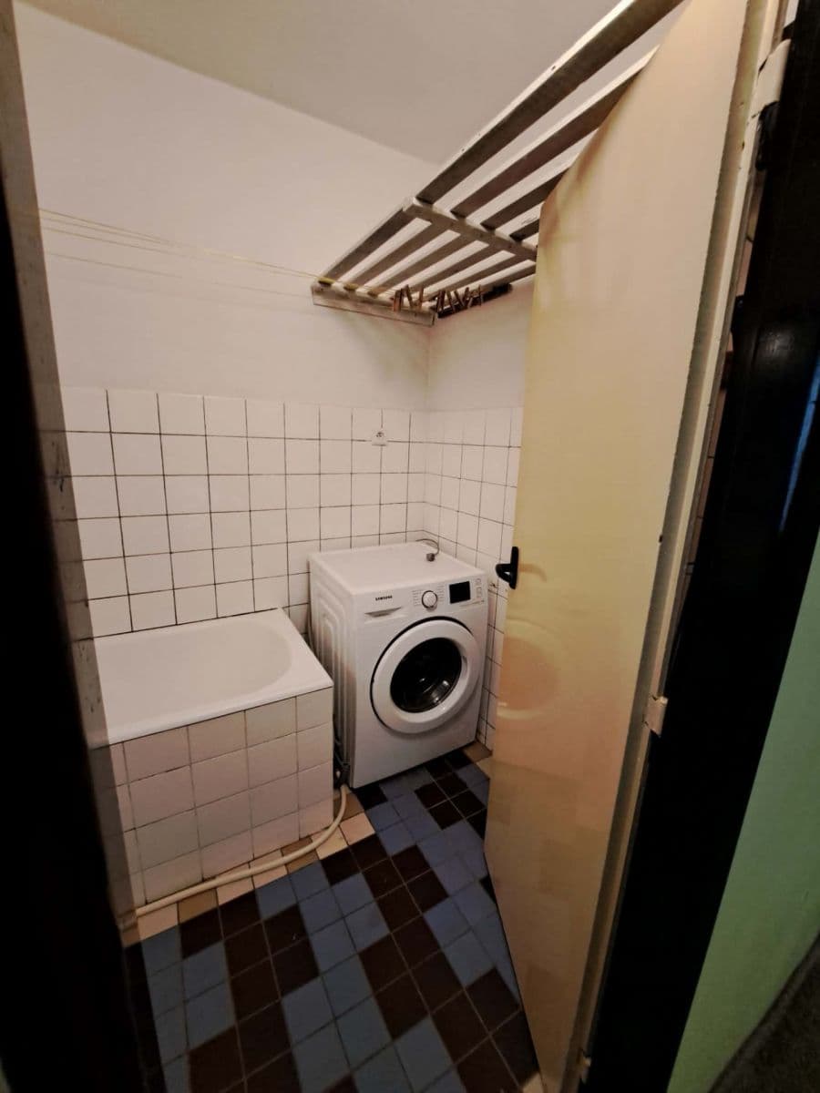 Pronájem bytu 3+1 96 m², Lipová alej, Písek, Jihočeský kraj Pronájem bytu 3+1 96 m², Lipová alej, Písek, Jihočeský kraj