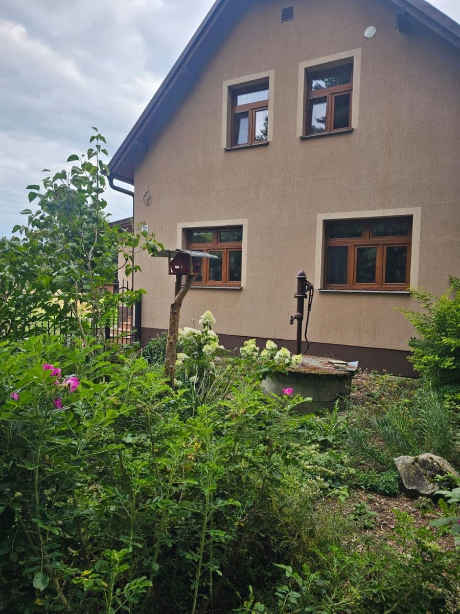 Pronájem domu 200 m², pozemek 1.000 m², Tři Sekery, Karlovarský kraj Pronájem domu 200 m², pozemek 1.000 m², Tři Sekery, Karlovarský kraj