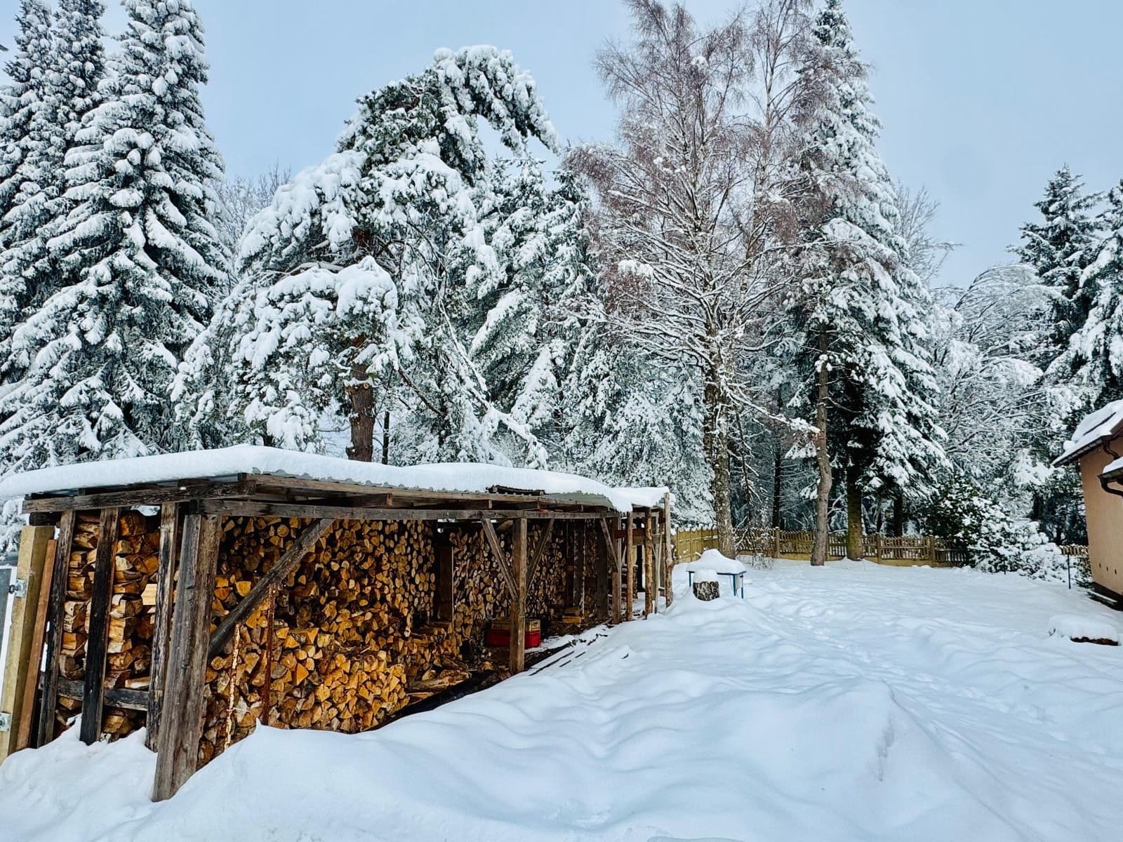 Pronájem domu 200 m², pozemek 1.000 m², Tři Sekery, Karlovarský kraj Pronájem domu 200 m², pozemek 1.000 m², Tři Sekery, Karlovarský kraj