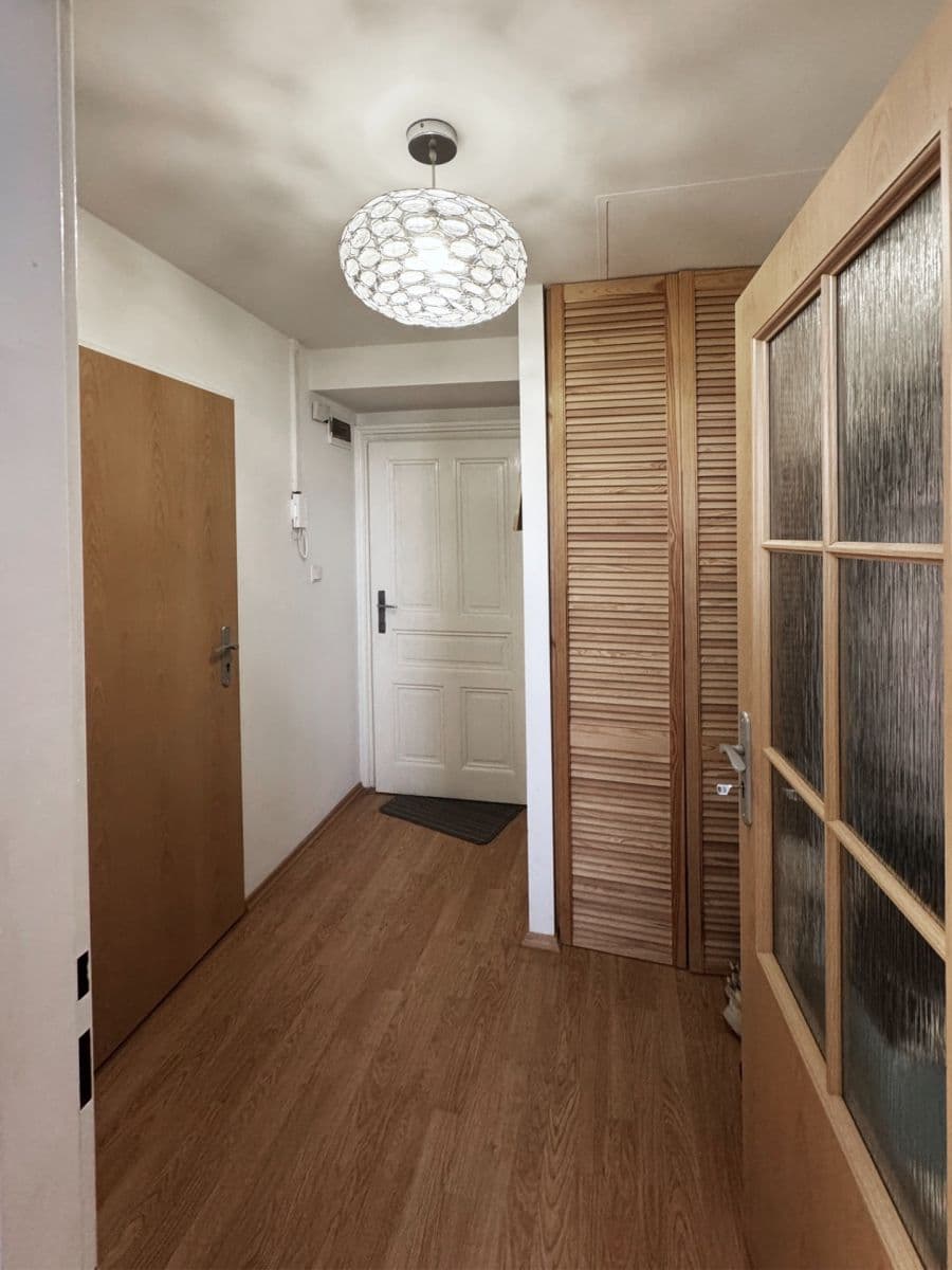 Pronájem bytu 1+1 34 m², Vrázova, Praha, Praha Pronájem bytu 1+1 34 m², Vrázova, Praha, Praha