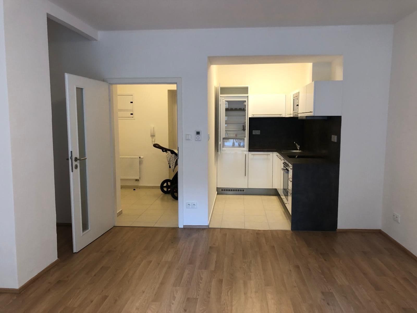 Pronájem bytu 1+kk 37 m², Výstavní, Brno, Jihomoravský kraj Pronájem bytu 1+kk 37 m², Výstavní, Brno, Jihomoravský kraj