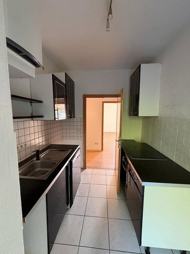 Pronájem bytu 2+1 56 m², Karl-Kloß-Str. 21, Stuttgart, Bádensko-Württembersko Pronájem bytu 2+1 56 m², Karl-Kloß-Str. 21, Stuttgart, Bádensko-Württembersko