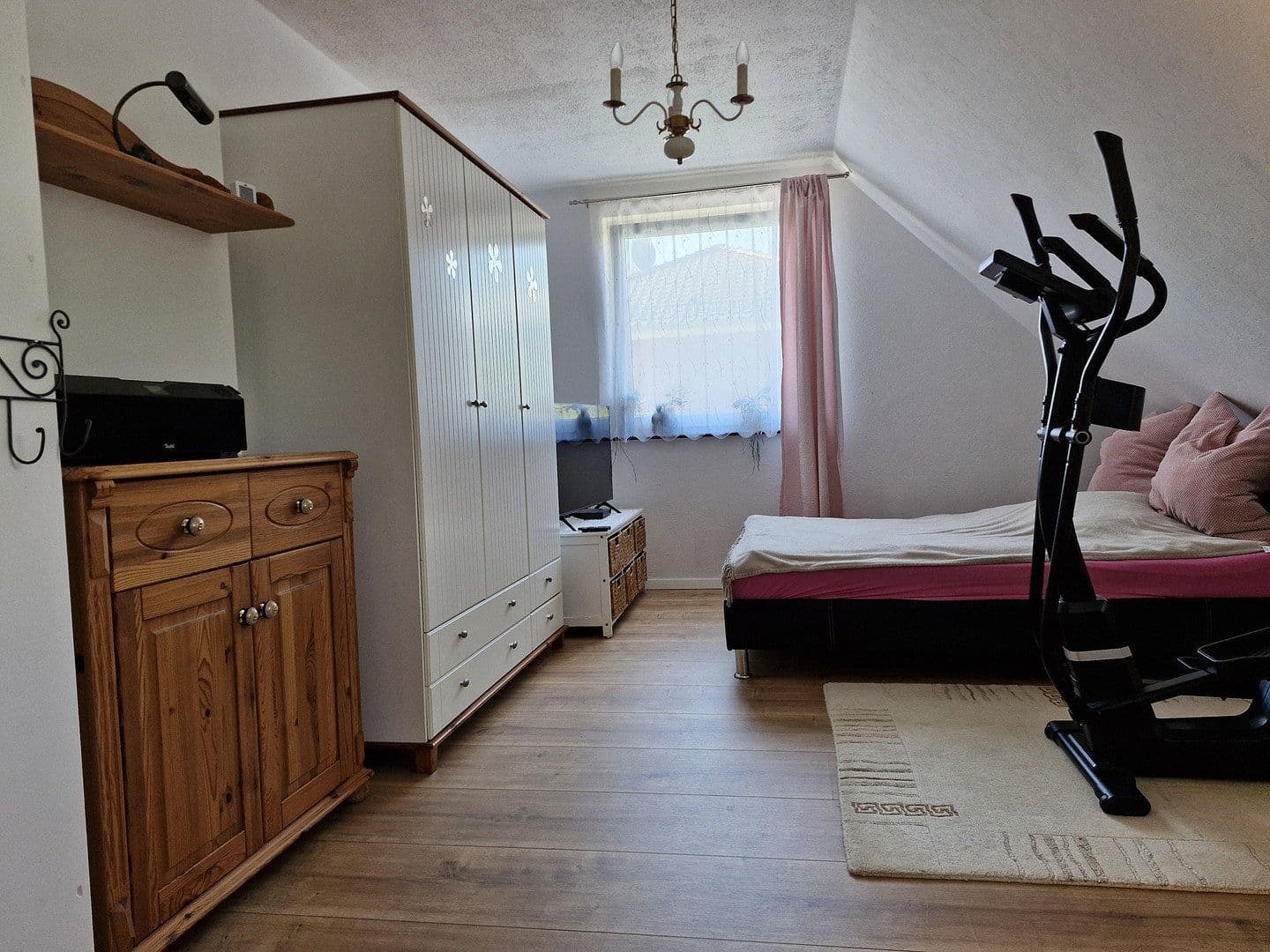 Prodej domu 156 m², pozemek 1.113 m², Fredersdorf-Vogelsdorf, Braniborsko Prodej domu 156 m², pozemek 1.113 m², Fredersdorf-Vogelsdorf, Braniborsko