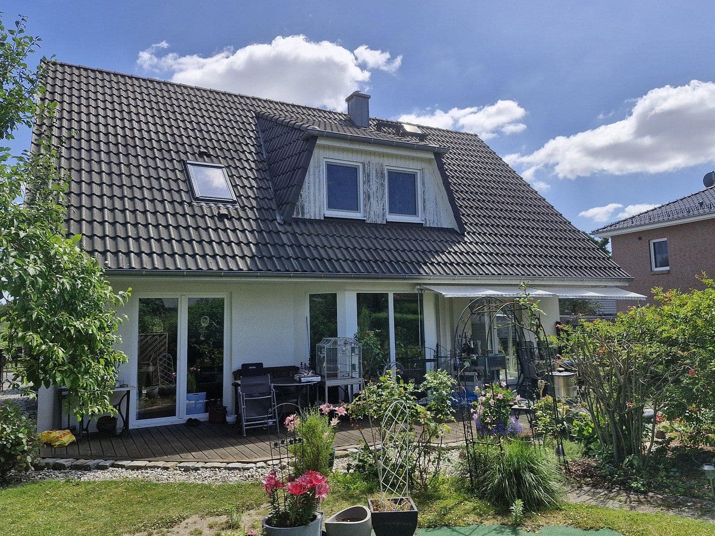 Prodej domu 156 m², pozemek 1.113 m², Fredersdorf-Vogelsdorf, Braniborsko Prodej domu 156 m², pozemek 1.113 m², Fredersdorf-Vogelsdorf, Braniborsko