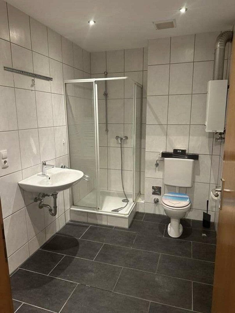 Pronájem bytu 4+1 103 m², Neuwied, Porýní-Falc Pronájem bytu 4+1 103 m², Neuwied, Porýní-Falc