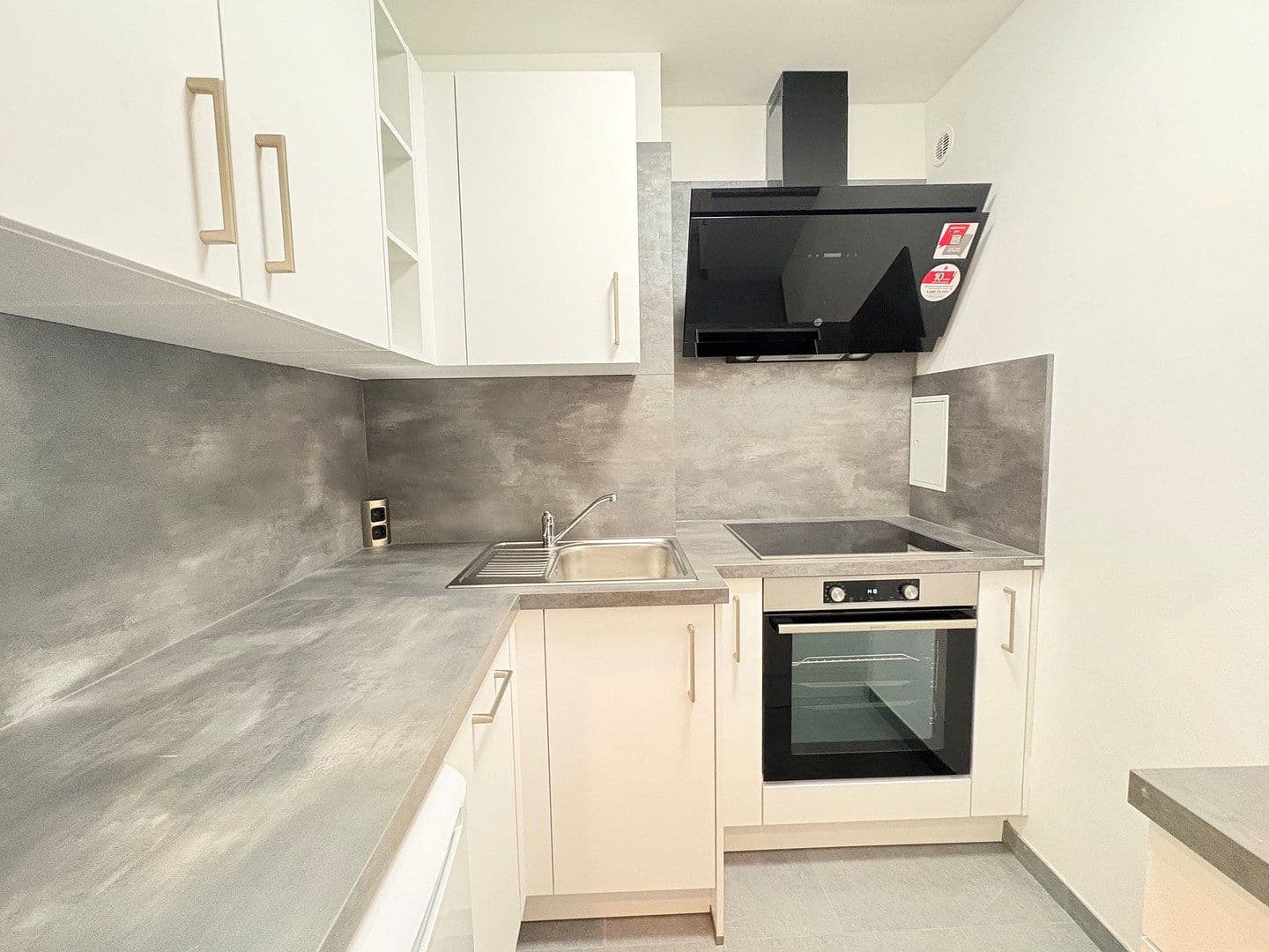 Pronájem bytu 2+1 46 m², Pötzleinsdorfer Straße 194, Wien, Wien Pronájem bytu 2+1 46 m², Pötzleinsdorfer Straße 194, Wien, Wien