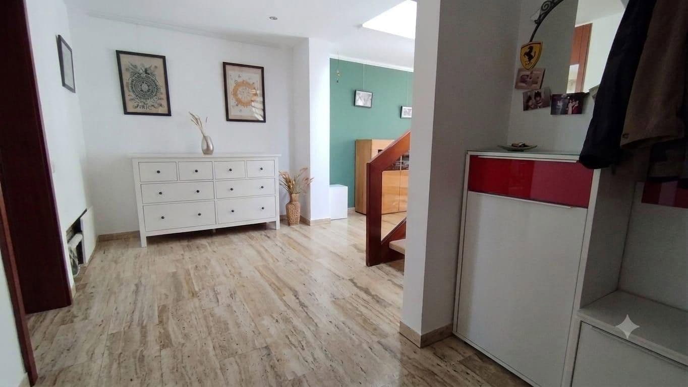 Prodej domu 355 m², pozemek 597 m², Lüdenscheid, Severní Porýní-Vestfálsko Prodej domu 355 m², pozemek 597 m², Lüdenscheid, Severní Porýní-Vestfálsko