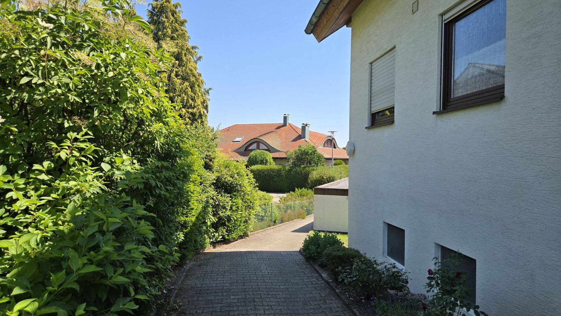 Pronájem bytu 3+1 85 m², Wüstenrot, Bádensko-Württembersko Pronájem bytu 3+1 85 m², Wüstenrot, Bádensko-Württembersko