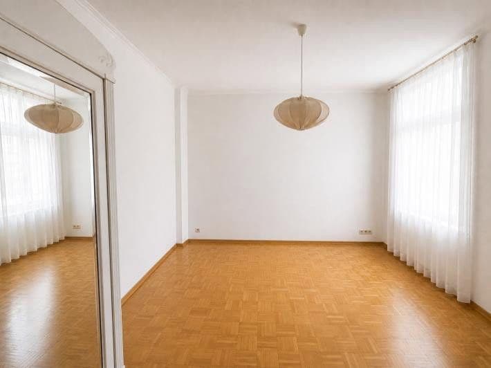 Prodej bytu 5+1 125 m², Essen, Severní Porýní-Vestfálsko Prodej bytu 5+1 125 m², Essen, Severní Porýní-Vestfálsko