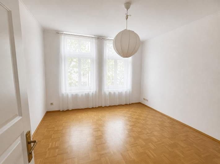 Prodej bytu 5+1 125 m², Essen, Severní Porýní-Vestfálsko Prodej bytu 5+1 125 m², Essen, Severní Porýní-Vestfálsko
